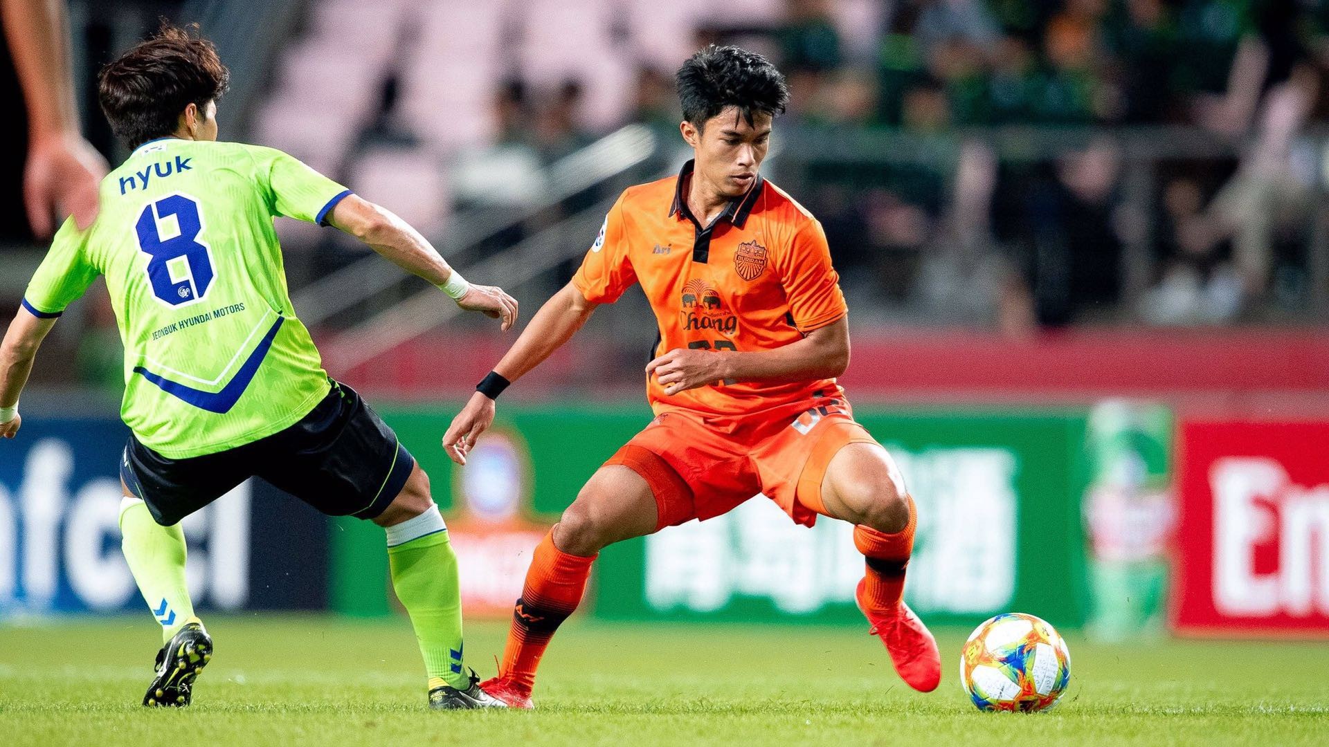 开云体育-关于里程碑夜拉齐奥遗憾出局，亚冠今晨刷纪录，媒体盛赞，数据趋势出现新变化的信息