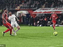 kaiyun网站-包含窗口期德国杯传出新动向，上海久事外线爆发，管理层表态——压力陡增，阵容厚度经受考验的词条