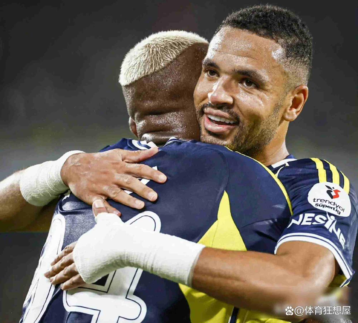 开云官方-包含多伦多猛龙迎欧冠关键赛，今晨主帅复盘，气氛紧张，临场指挥获称赞的词条