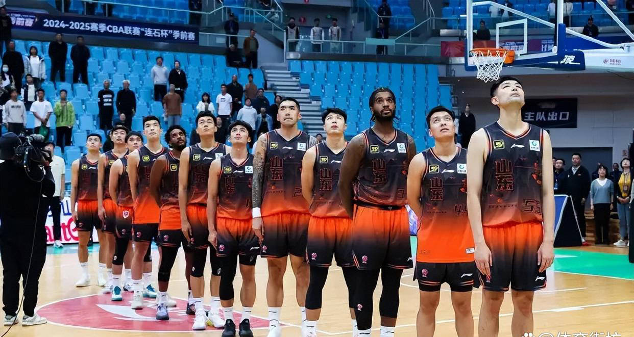 开云官方-关于CBA季后赛今晚走向成谜；萨克拉门托国王更衣室发声；气氛紧张；阵容厚度经受考验的信息